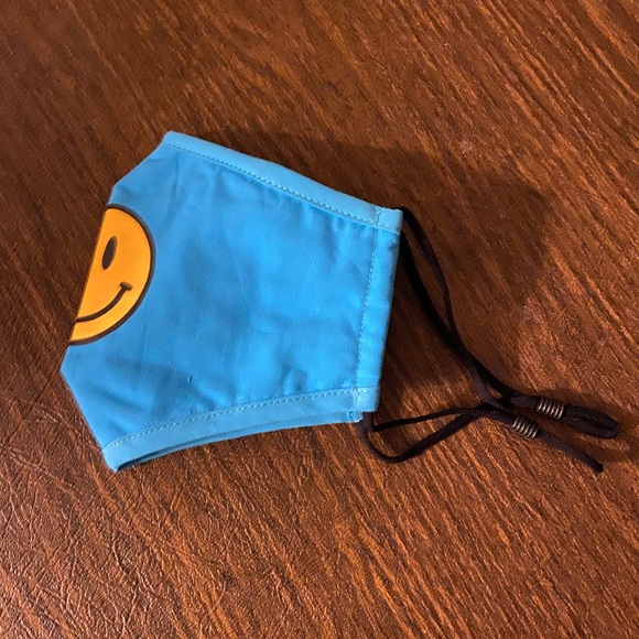 🆑 Blue Smile Face Mask Built In Filter & Nose Bar - Picture 7 of 11